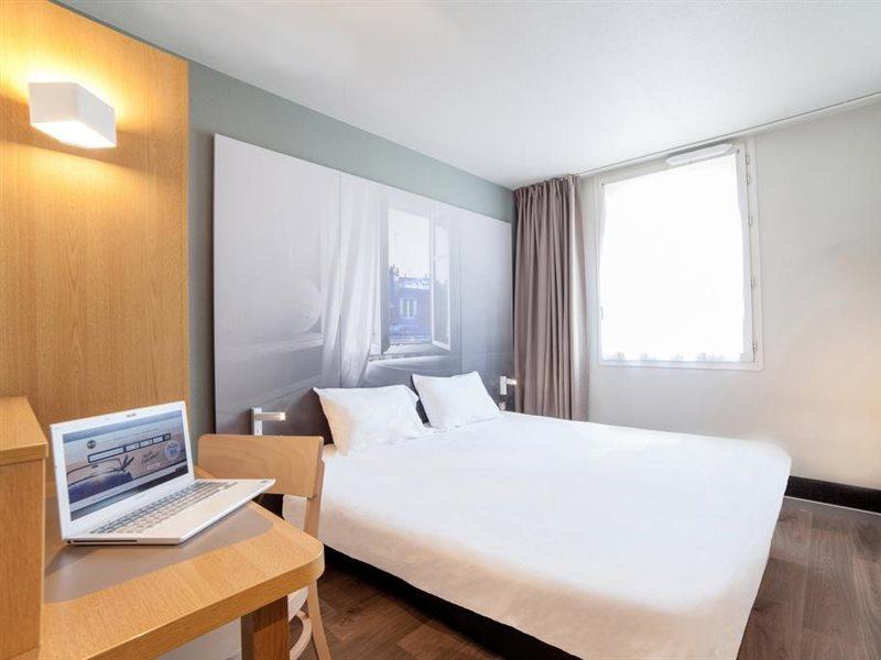 B&B Hotel Villeneuve Loubet Plage Экстерьер фото
