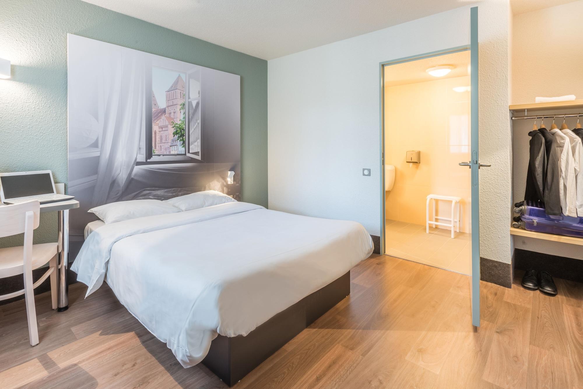 B&B Hotel Villeneuve Loubet Plage Экстерьер фото